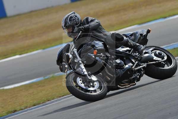 Motorcycle action photographs;donington;donington park leicestershire;donington photographs;event digital images;eventdigitalimages;no limits trackday;peter wileman photography;trackday;trackday digital images;trackday photos