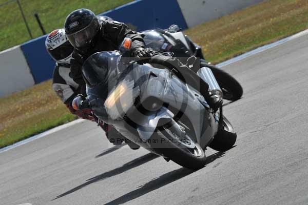 Motorcycle action photographs;donington;donington park leicestershire;donington photographs;event digital images;eventdigitalimages;no limits trackday;peter wileman photography;trackday;trackday digital images;trackday photos