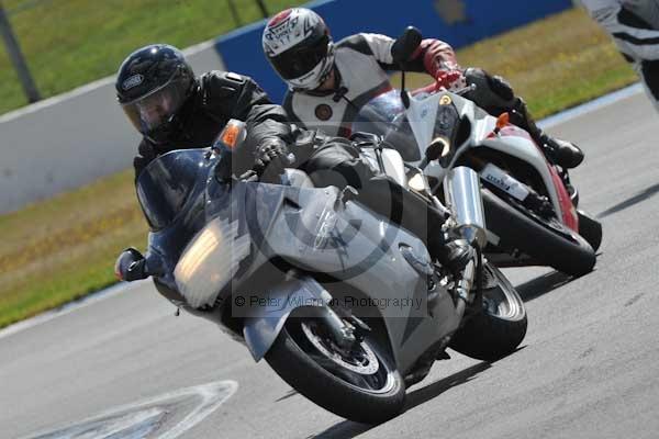 Motorcycle action photographs;donington;donington park leicestershire;donington photographs;event digital images;eventdigitalimages;no limits trackday;peter wileman photography;trackday;trackday digital images;trackday photos