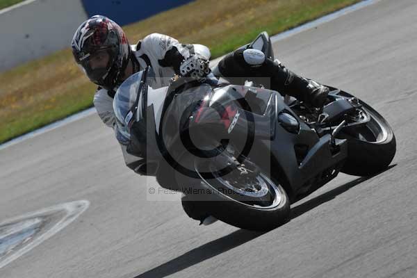 Motorcycle action photographs;donington;donington park leicestershire;donington photographs;event digital images;eventdigitalimages;no limits trackday;peter wileman photography;trackday;trackday digital images;trackday photos