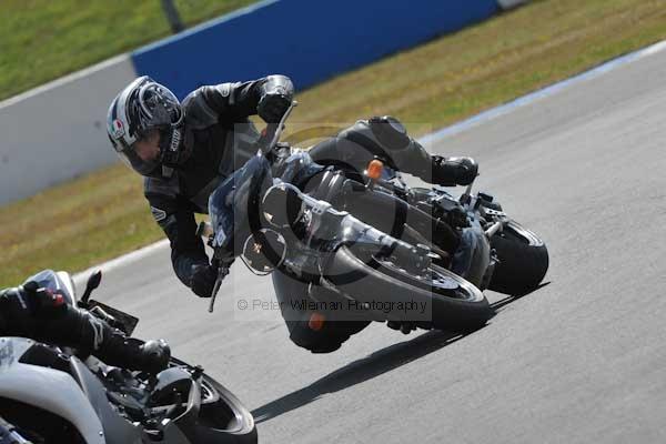 Motorcycle action photographs;donington;donington park leicestershire;donington photographs;event digital images;eventdigitalimages;no limits trackday;peter wileman photography;trackday;trackday digital images;trackday photos