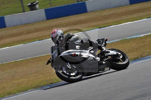 Motorcycle action photographs;donington;donington park leicestershire;donington photographs;event digital images;eventdigitalimages;no limits trackday;peter wileman photography;trackday;trackday digital images;trackday photos