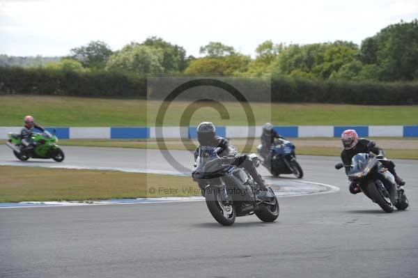 Motorcycle action photographs;donington;donington park leicestershire;donington photographs;event digital images;eventdigitalimages;no limits trackday;peter wileman photography;trackday;trackday digital images;trackday photos