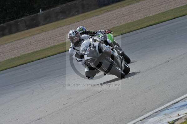 Motorcycle action photographs;donington;donington park leicestershire;donington photographs;event digital images;eventdigitalimages;no limits trackday;peter wileman photography;trackday;trackday digital images;trackday photos