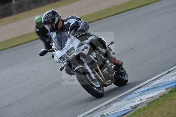 Motorcycle action photographs;donington;donington park leicestershire;donington photographs;event digital images;eventdigitalimages;no limits trackday;peter wileman photography;trackday;trackday digital images;trackday photos