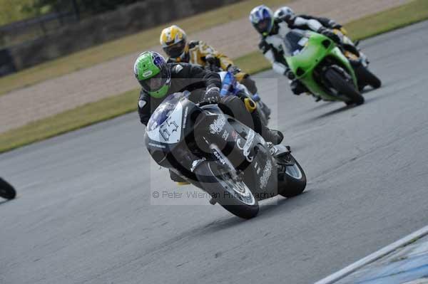 Motorcycle action photographs;donington;donington park leicestershire;donington photographs;event digital images;eventdigitalimages;no limits trackday;peter wileman photography;trackday;trackday digital images;trackday photos