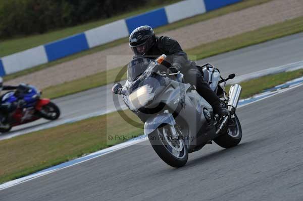 Motorcycle action photographs;donington;donington park leicestershire;donington photographs;event digital images;eventdigitalimages;no limits trackday;peter wileman photography;trackday;trackday digital images;trackday photos