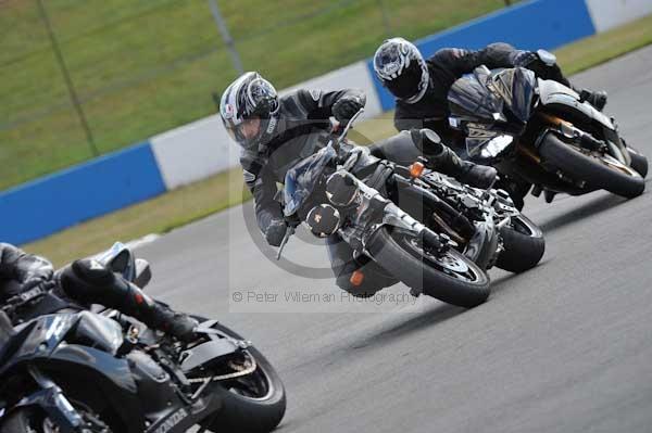 Motorcycle action photographs;donington;donington park leicestershire;donington photographs;event digital images;eventdigitalimages;no limits trackday;peter wileman photography;trackday;trackday digital images;trackday photos