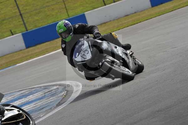 Motorcycle action photographs;donington;donington park leicestershire;donington photographs;event digital images;eventdigitalimages;no limits trackday;peter wileman photography;trackday;trackday digital images;trackday photos