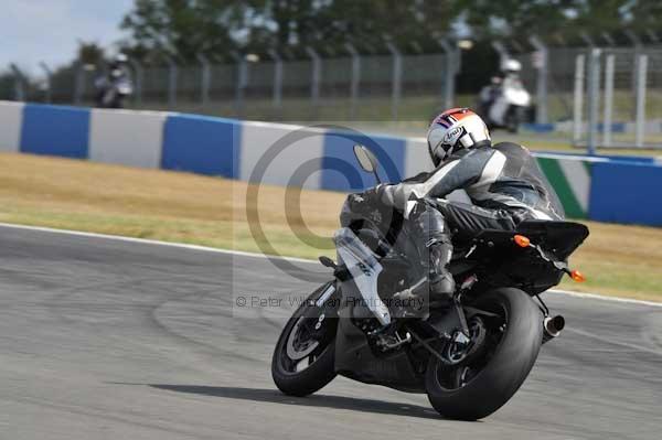 Motorcycle action photographs;donington;donington park leicestershire;donington photographs;event digital images;eventdigitalimages;no limits trackday;peter wileman photography;trackday;trackday digital images;trackday photos