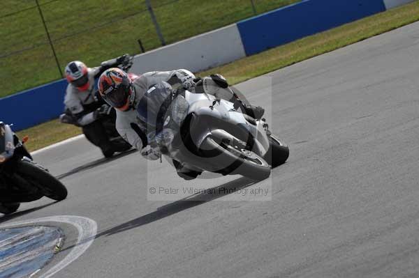 Motorcycle action photographs;donington;donington park leicestershire;donington photographs;event digital images;eventdigitalimages;no limits trackday;peter wileman photography;trackday;trackday digital images;trackday photos