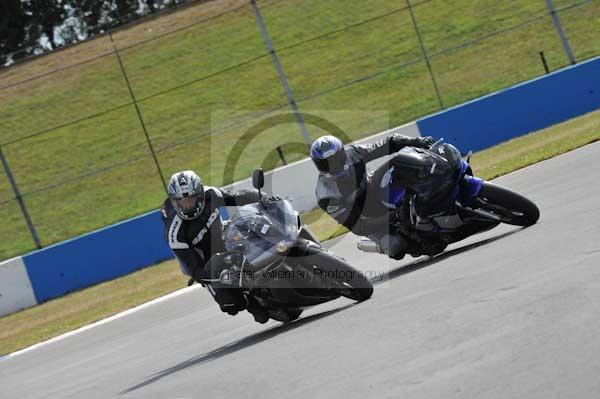 Motorcycle action photographs;donington;donington park leicestershire;donington photographs;event digital images;eventdigitalimages;no limits trackday;peter wileman photography;trackday;trackday digital images;trackday photos