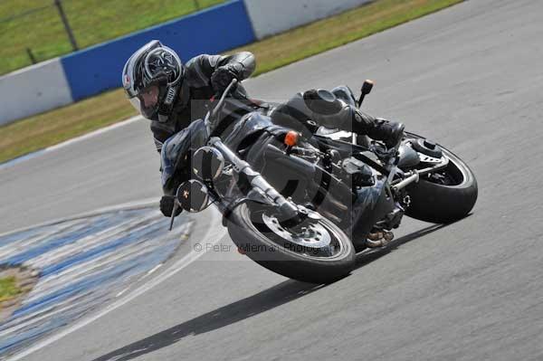 Motorcycle action photographs;donington;donington park leicestershire;donington photographs;event digital images;eventdigitalimages;no limits trackday;peter wileman photography;trackday;trackday digital images;trackday photos