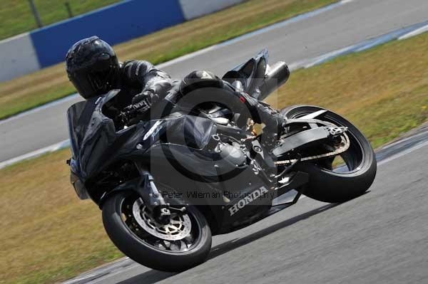 Motorcycle action photographs;donington;donington park leicestershire;donington photographs;event digital images;eventdigitalimages;no limits trackday;peter wileman photography;trackday;trackday digital images;trackday photos