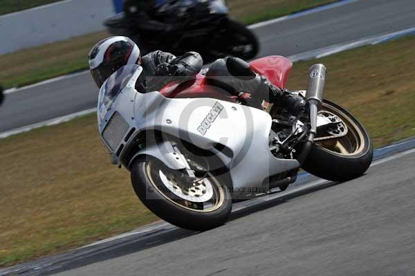 Motorcycle action photographs;donington;donington park leicestershire;donington photographs;event digital images;eventdigitalimages;no limits trackday;peter wileman photography;trackday;trackday digital images;trackday photos