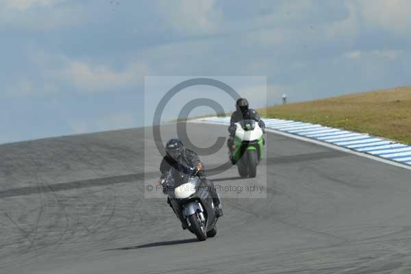 Motorcycle action photographs;donington;donington park leicestershire;donington photographs;event digital images;eventdigitalimages;no limits trackday;peter wileman photography;trackday;trackday digital images;trackday photos