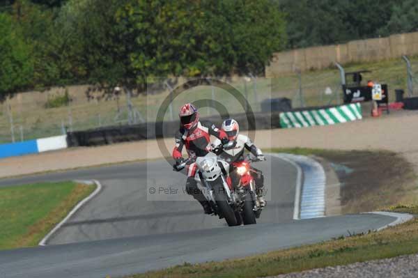 Motorcycle action photographs;donington;donington park leicestershire;donington photographs;event digital images;eventdigitalimages;no limits trackday;peter wileman photography;trackday;trackday digital images;trackday photos