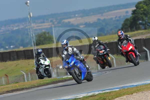 Motorcycle action photographs;donington;donington park leicestershire;donington photographs;event digital images;eventdigitalimages;no limits trackday;peter wileman photography;trackday;trackday digital images;trackday photos