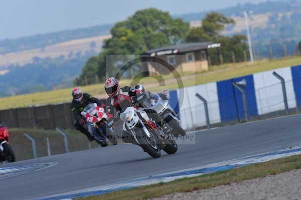 Motorcycle action photographs;donington;donington park leicestershire;donington photographs;event digital images;eventdigitalimages;no limits trackday;peter wileman photography;trackday;trackday digital images;trackday photos