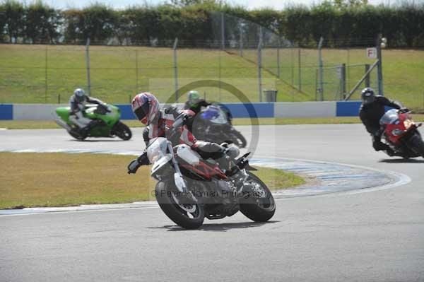 Motorcycle action photographs;donington;donington park leicestershire;donington photographs;event digital images;eventdigitalimages;no limits trackday;peter wileman photography;trackday;trackday digital images;trackday photos