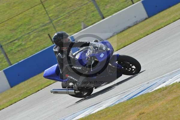 Motorcycle action photographs;donington;donington park leicestershire;donington photographs;event digital images;eventdigitalimages;no limits trackday;peter wileman photography;trackday;trackday digital images;trackday photos