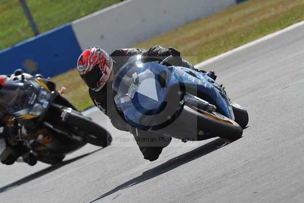 Motorcycle action photographs;donington;donington park leicestershire;donington photographs;event digital images;eventdigitalimages;no limits trackday;peter wileman photography;trackday;trackday digital images;trackday photos