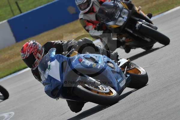 Motorcycle action photographs;donington;donington park leicestershire;donington photographs;event digital images;eventdigitalimages;no limits trackday;peter wileman photography;trackday;trackday digital images;trackday photos