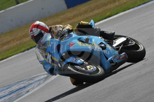 Motorcycle action photographs;donington;donington park leicestershire;donington photographs;event digital images;eventdigitalimages;no limits trackday;peter wileman photography;trackday;trackday digital images;trackday photos