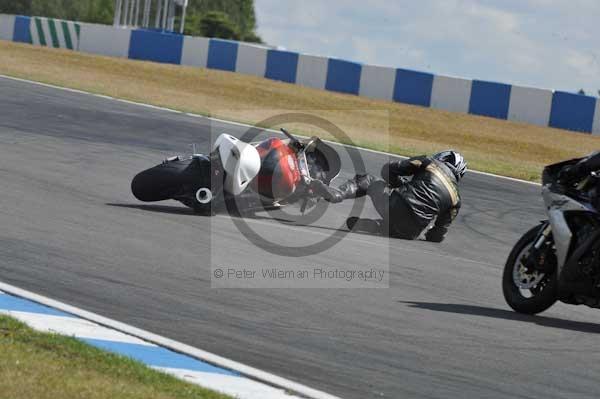 Motorcycle action photographs;donington;donington park leicestershire;donington photographs;event digital images;eventdigitalimages;no limits trackday;peter wileman photography;trackday;trackday digital images;trackday photos