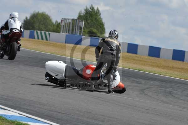 Motorcycle action photographs;donington;donington park leicestershire;donington photographs;event digital images;eventdigitalimages;no limits trackday;peter wileman photography;trackday;trackday digital images;trackday photos