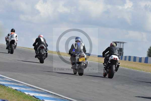 Motorcycle action photographs;donington;donington park leicestershire;donington photographs;event digital images;eventdigitalimages;no limits trackday;peter wileman photography;trackday;trackday digital images;trackday photos