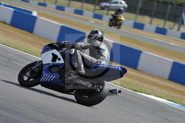 Motorcycle action photographs;donington;donington park leicestershire;donington photographs;event digital images;eventdigitalimages;no limits trackday;peter wileman photography;trackday;trackday digital images;trackday photos