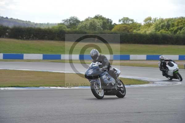 Motorcycle action photographs;donington;donington park leicestershire;donington photographs;event digital images;eventdigitalimages;no limits trackday;peter wileman photography;trackday;trackday digital images;trackday photos