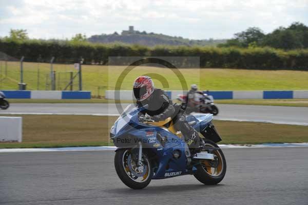 Motorcycle action photographs;donington;donington park leicestershire;donington photographs;event digital images;eventdigitalimages;no limits trackday;peter wileman photography;trackday;trackday digital images;trackday photos