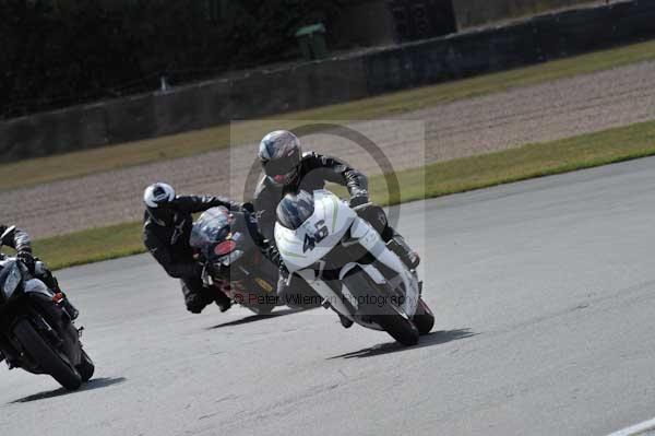 Motorcycle action photographs;donington;donington park leicestershire;donington photographs;event digital images;eventdigitalimages;no limits trackday;peter wileman photography;trackday;trackday digital images;trackday photos