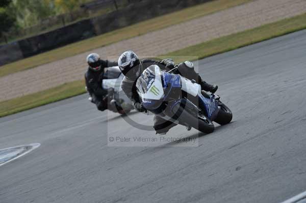 Motorcycle action photographs;donington;donington park leicestershire;donington photographs;event digital images;eventdigitalimages;no limits trackday;peter wileman photography;trackday;trackday digital images;trackday photos