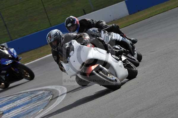 Motorcycle action photographs;donington;donington park leicestershire;donington photographs;event digital images;eventdigitalimages;no limits trackday;peter wileman photography;trackday;trackday digital images;trackday photos