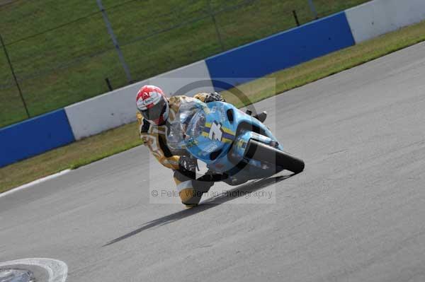 Motorcycle action photographs;donington;donington park leicestershire;donington photographs;event digital images;eventdigitalimages;no limits trackday;peter wileman photography;trackday;trackday digital images;trackday photos