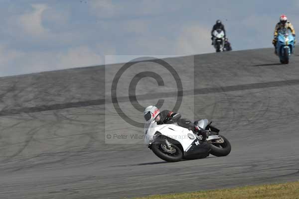 Motorcycle action photographs;donington;donington park leicestershire;donington photographs;event digital images;eventdigitalimages;no limits trackday;peter wileman photography;trackday;trackday digital images;trackday photos