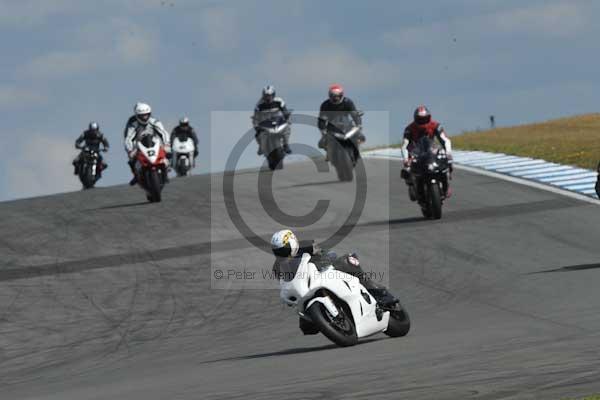 Motorcycle action photographs;donington;donington park leicestershire;donington photographs;event digital images;eventdigitalimages;no limits trackday;peter wileman photography;trackday;trackday digital images;trackday photos