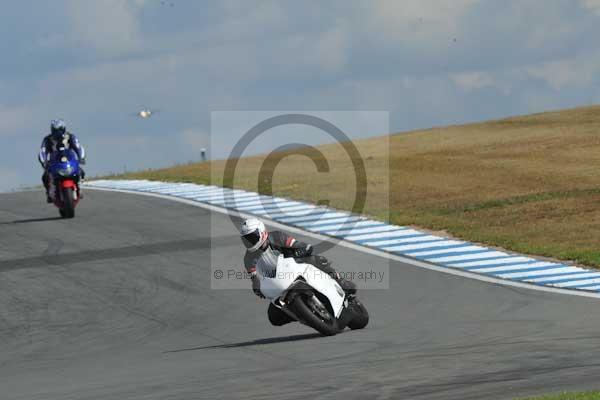 Motorcycle action photographs;donington;donington park leicestershire;donington photographs;event digital images;eventdigitalimages;no limits trackday;peter wileman photography;trackday;trackday digital images;trackday photos