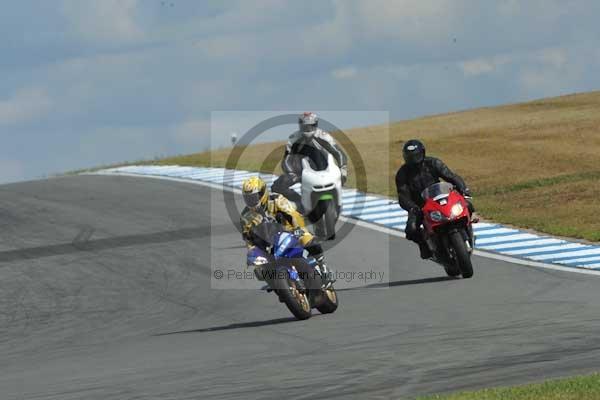 Motorcycle action photographs;donington;donington park leicestershire;donington photographs;event digital images;eventdigitalimages;no limits trackday;peter wileman photography;trackday;trackday digital images;trackday photos