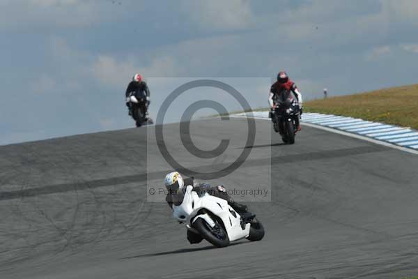 Motorcycle action photographs;donington;donington park leicestershire;donington photographs;event digital images;eventdigitalimages;no limits trackday;peter wileman photography;trackday;trackday digital images;trackday photos