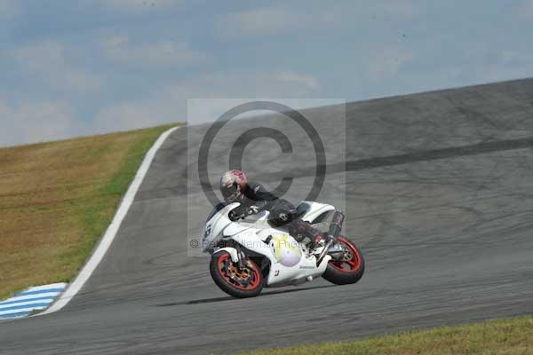 Motorcycle action photographs;donington;donington park leicestershire;donington photographs;event digital images;eventdigitalimages;no limits trackday;peter wileman photography;trackday;trackday digital images;trackday photos