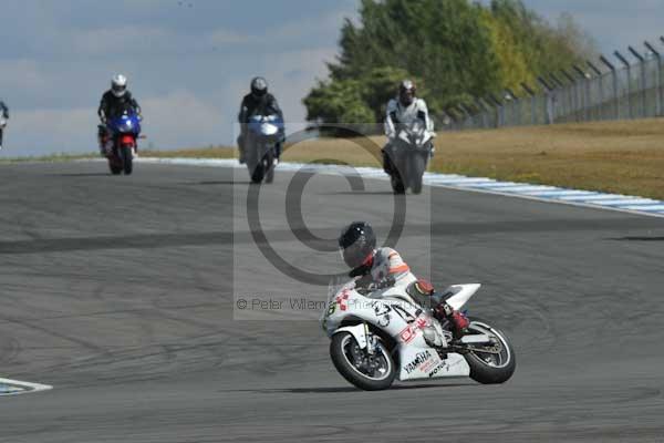 Motorcycle action photographs;donington;donington park leicestershire;donington photographs;event digital images;eventdigitalimages;no limits trackday;peter wileman photography;trackday;trackday digital images;trackday photos