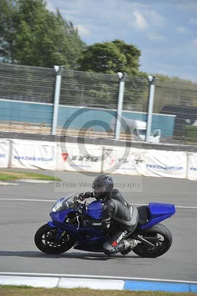 Motorcycle action photographs;donington;donington park leicestershire;donington photographs;event digital images;eventdigitalimages;no limits trackday;peter wileman photography;trackday;trackday digital images;trackday photos