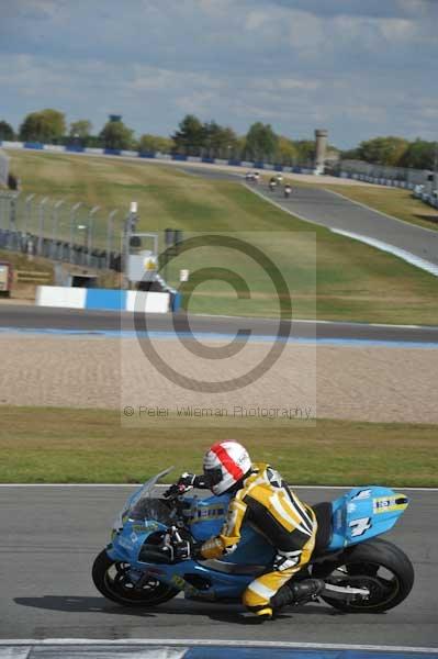 Motorcycle action photographs;donington;donington park leicestershire;donington photographs;event digital images;eventdigitalimages;no limits trackday;peter wileman photography;trackday;trackday digital images;trackday photos