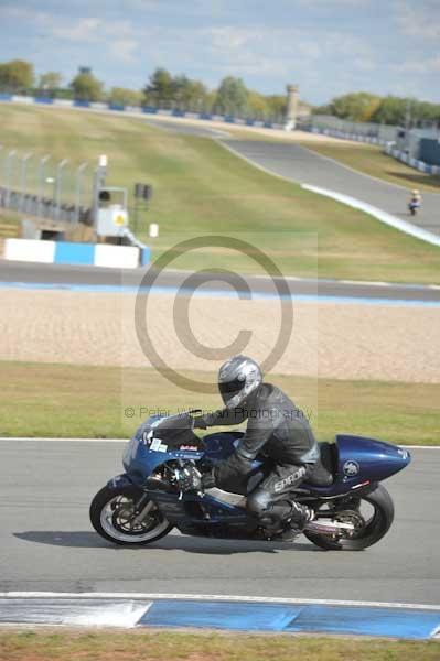 Motorcycle action photographs;donington;donington park leicestershire;donington photographs;event digital images;eventdigitalimages;no limits trackday;peter wileman photography;trackday;trackday digital images;trackday photos