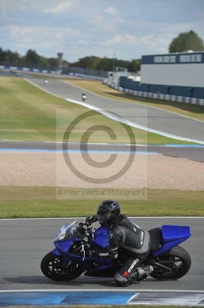 Motorcycle action photographs;donington;donington park leicestershire;donington photographs;event digital images;eventdigitalimages;no limits trackday;peter wileman photography;trackday;trackday digital images;trackday photos