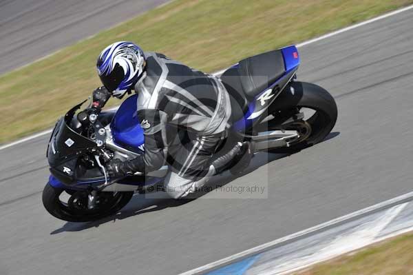 Motorcycle action photographs;donington;donington park leicestershire;donington photographs;event digital images;eventdigitalimages;no limits trackday;peter wileman photography;trackday;trackday digital images;trackday photos